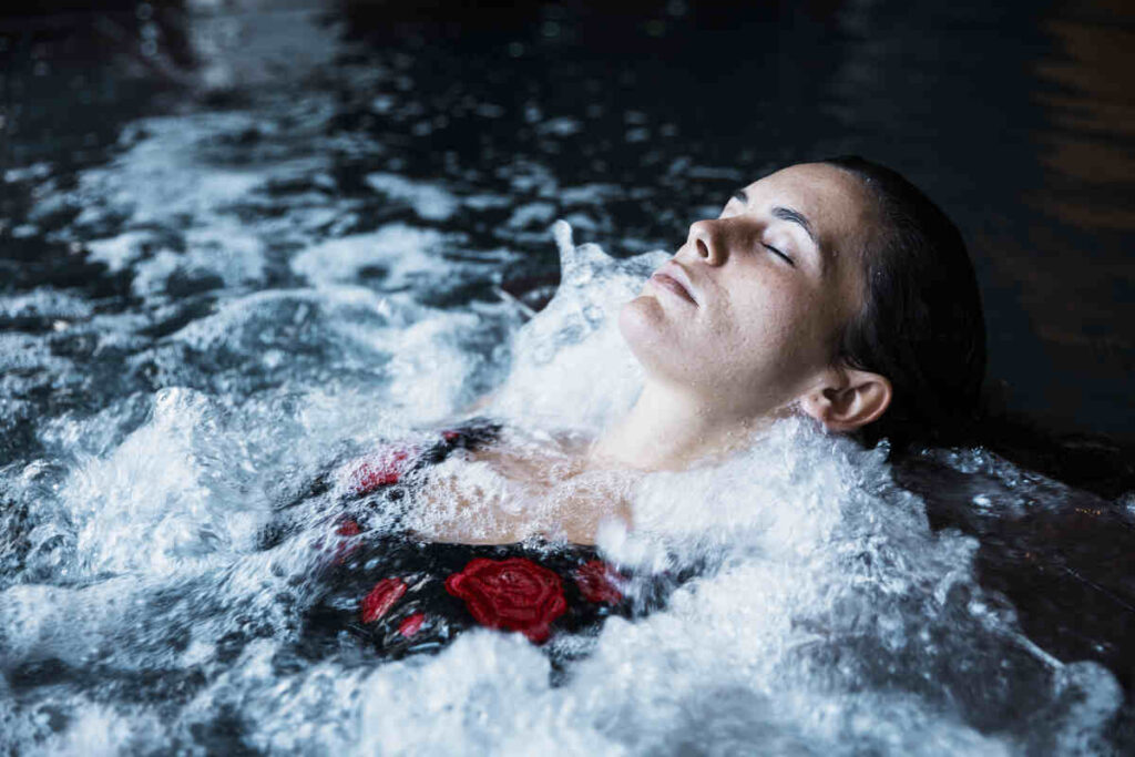 Benefits of Ice Bath for Weight Loss