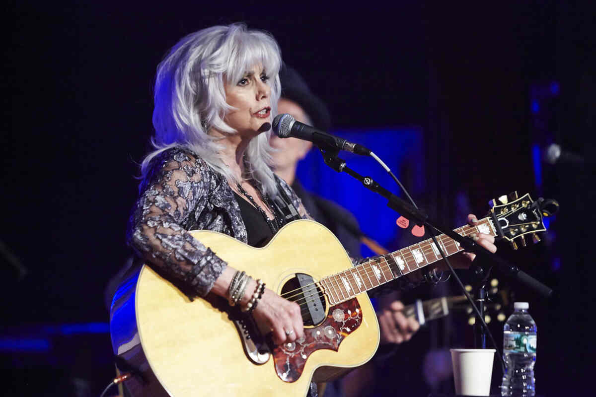 Emmylou Harris Concert